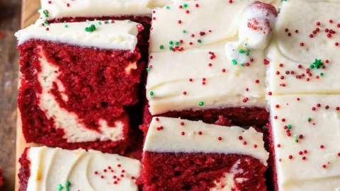Red Velvet Christmas Cake